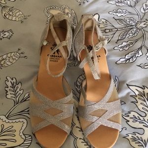 New Very well made dancing shoes